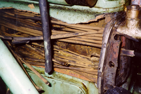 Burst high pressure air cooler tubes and fractured casing